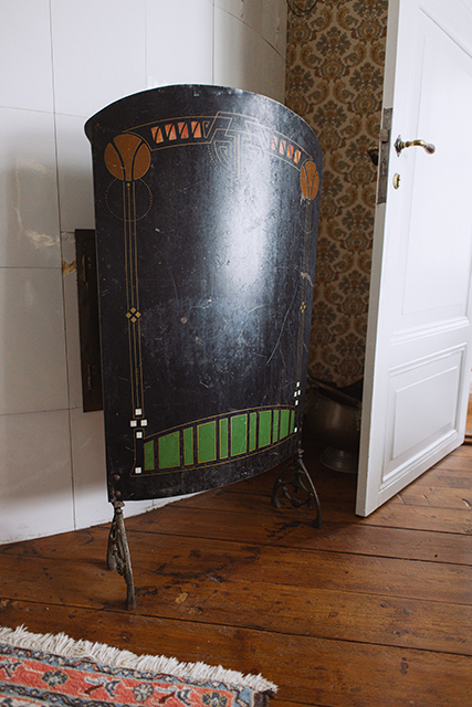 Yksityiskohtia kartanolta