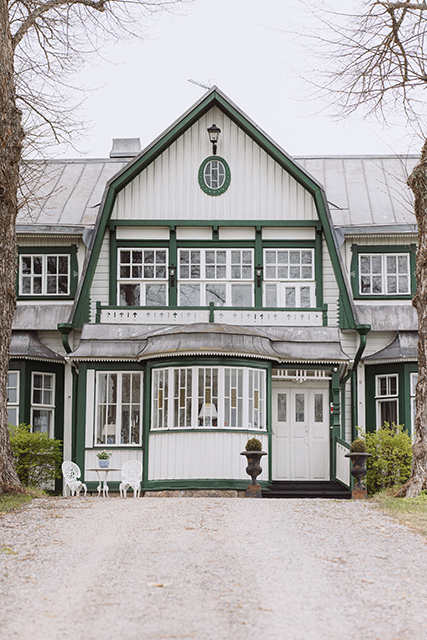 Yksityiskohtia kartanolta